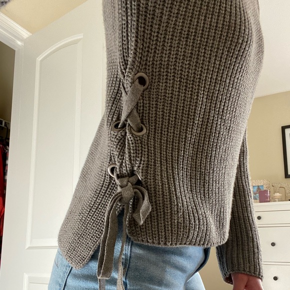 Grey Tie Up Sweater - Picture 2 of 4